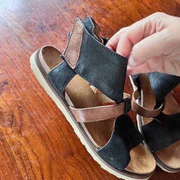 Miz Mooz Black and Brown Leather Sandals- Size 38 (7.5-8 US) - Picture 8 of 8